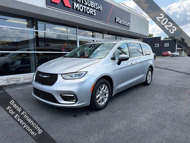 2023 Chrysler Pacifica Touring L for sale in Mechanicsburg, PA