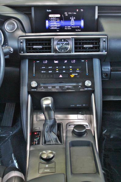 2017 Lexus IS 300 300