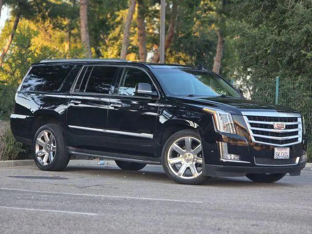 2018 Cadillac Escalade ESV Luxury