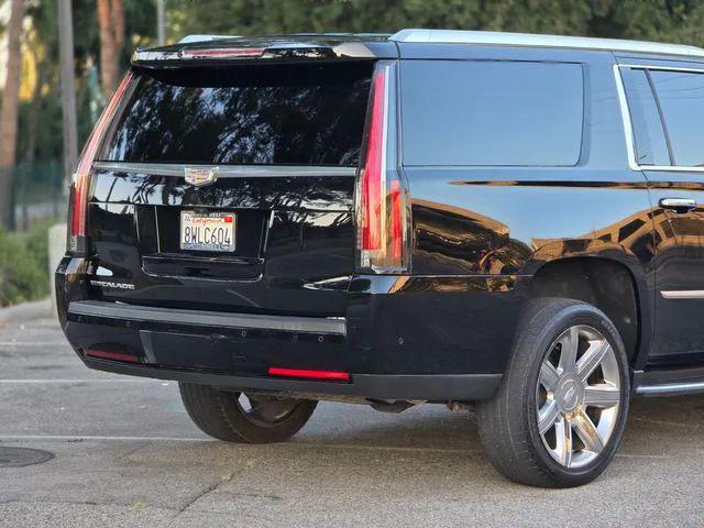 2018 Cadillac Escalade ESV Luxury