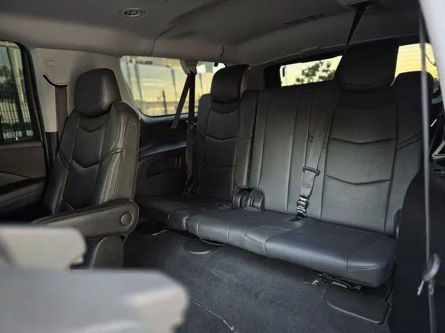 2018 Cadillac Escalade ESV Luxury