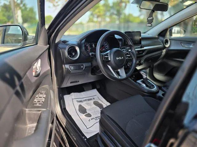2022 Kia Forte LXS