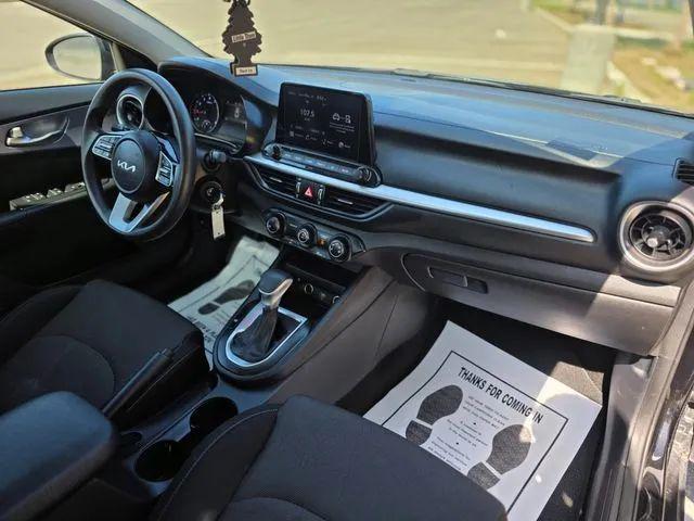 2022 Kia Forte LXS