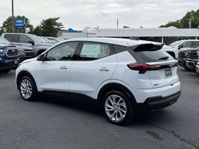 2027 Chevrolet Bolt LT FWD