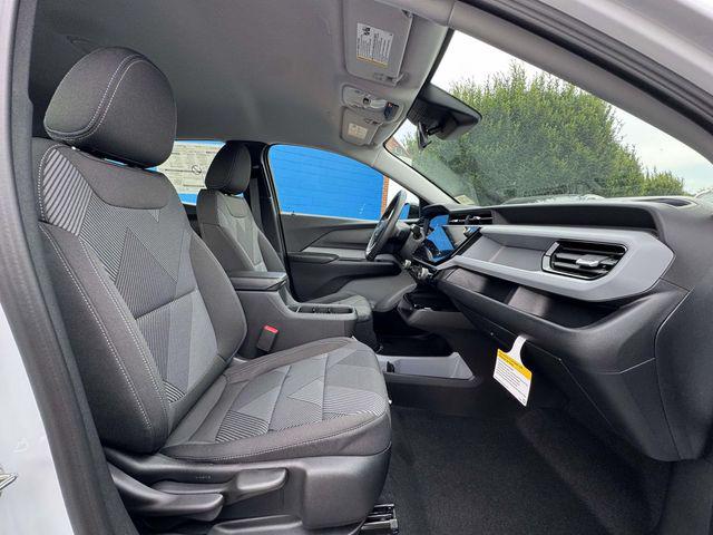 2027 Chevrolet Bolt LT FWD