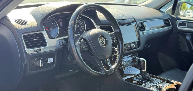 2013 Volkswagen Touareg TDI Executive