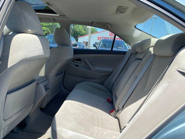 2009 Toyota Camry LE