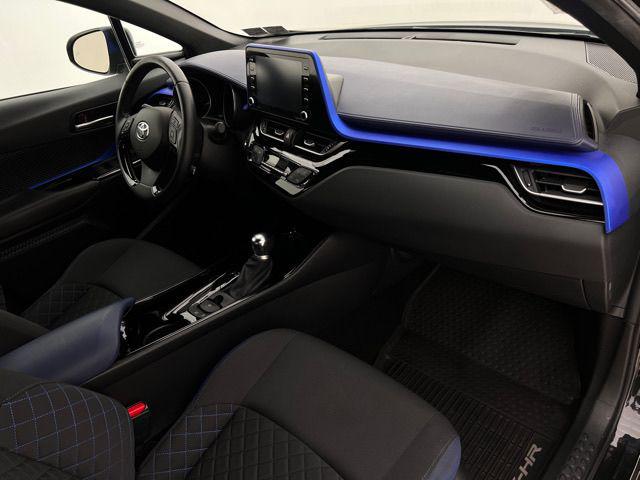 2020 Toyota C-HR XLE