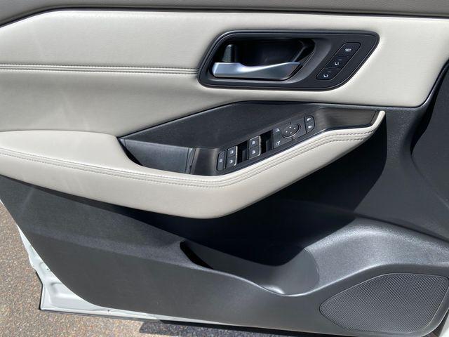 2023 Nissan Rogue SL Intelligent AWD