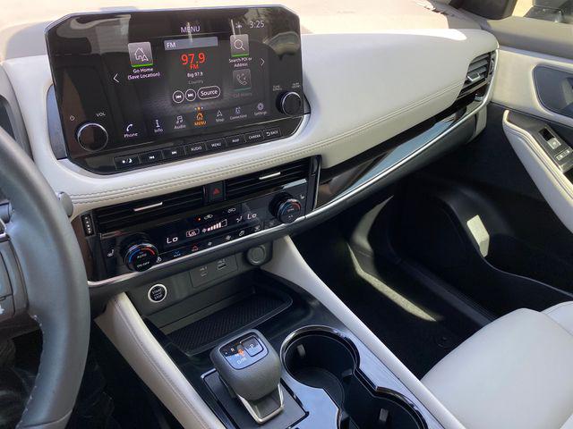 2023 Nissan Rogue SL Intelligent AWD