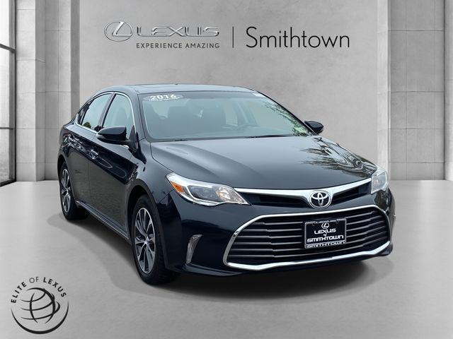 2016 Toyota Avalon XLE for sale in Saint James, NY