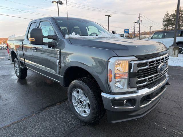 2026 Ford F-350 XLT