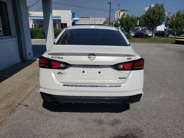 2023 Nissan Altima SR VC-Turbo FWD