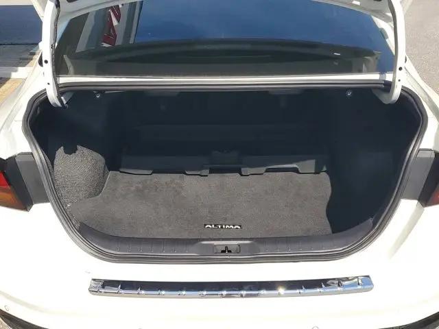2023 Nissan Altima SR VC-Turbo FWD