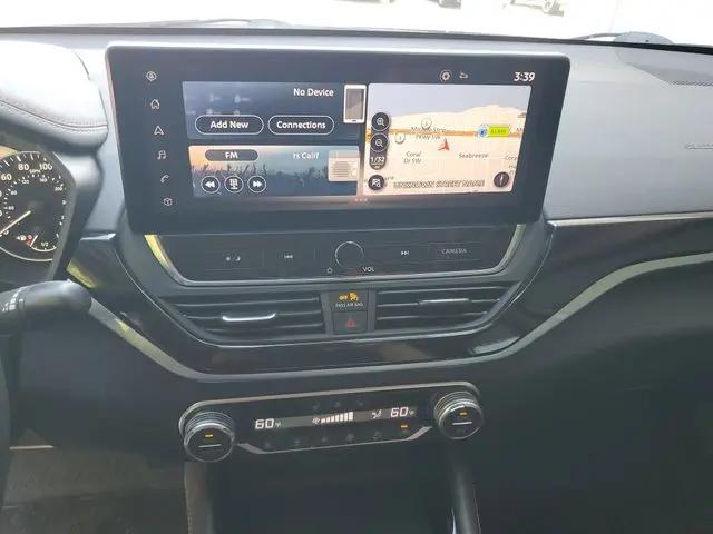 2023 Nissan Altima SR VC-Turbo FWD