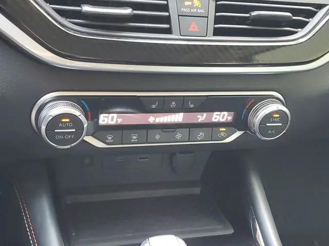2023 Nissan Altima SR VC-Turbo FWD