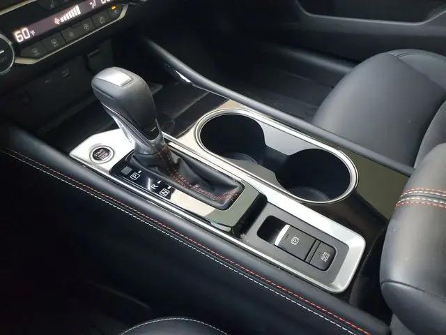 2023 Nissan Altima SR VC-Turbo FWD