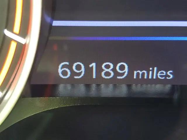 2023 Nissan Altima SR VC-Turbo FWD