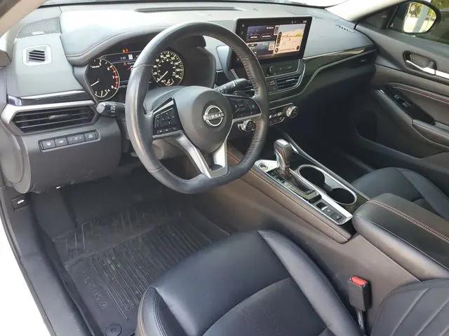 2023 Nissan Altima SR VC-Turbo FWD