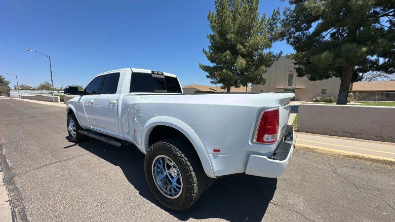 2018 Ram 3500 Laramie Crew Cab 4x4 8' Box