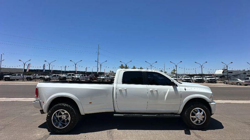 2018 Ram 3500 Laramie Crew Cab 4x4 8' Box