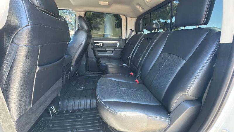 2018 Ram 3500 Laramie Crew Cab 4x4 8' Box