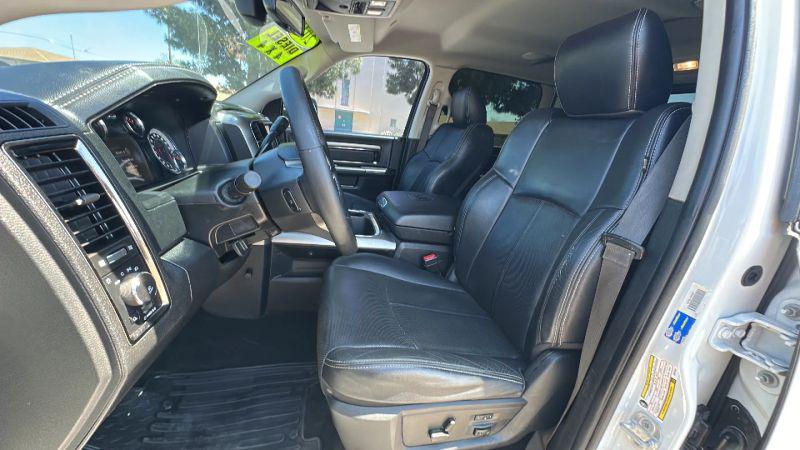 2018 Ram 3500 Laramie Crew Cab 4x4 8' Box