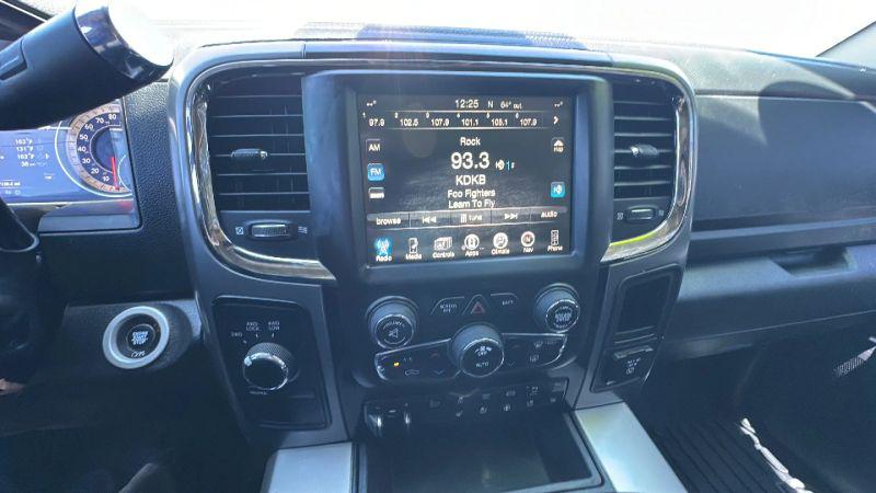 2018 Ram 3500 Laramie Crew Cab 4x4 8' Box