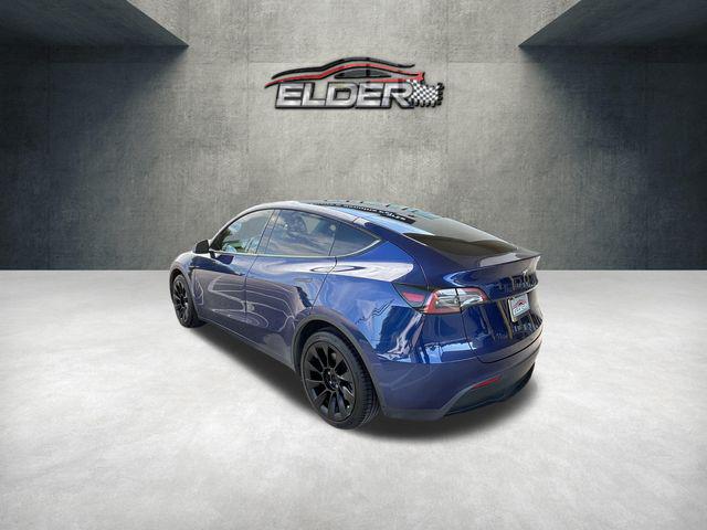 2022 Tesla Model Y Long Range Dual Motor All-Wheel Drive