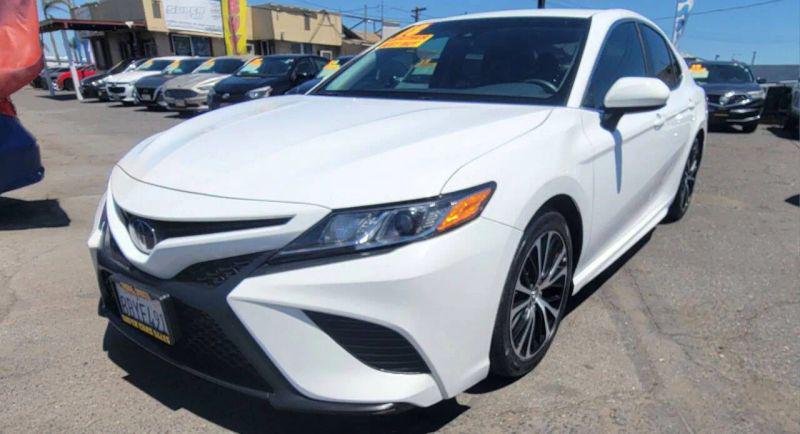 2018 Toyota Camry SE