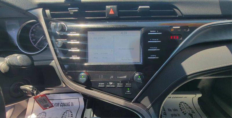 2018 Toyota Camry SE