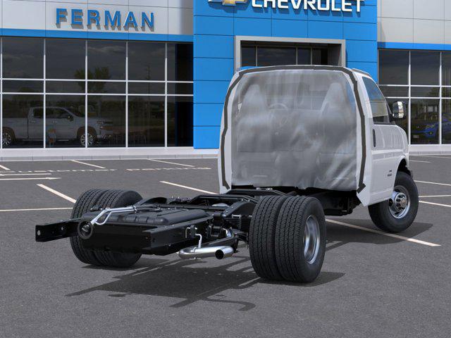 2026 Chevrolet Express Cutaway 4500 Van