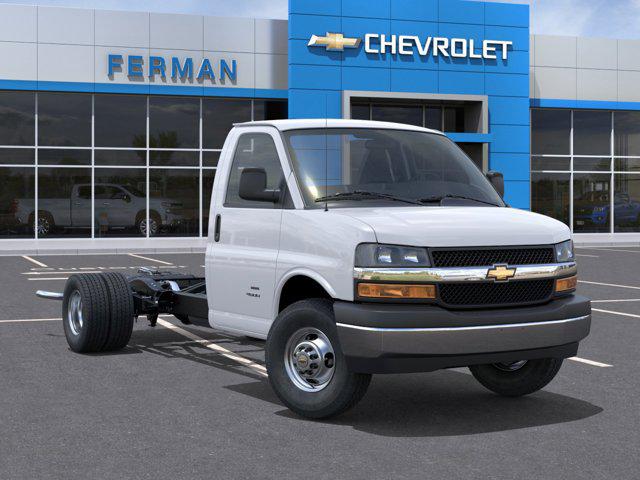2026 Chevrolet Express Cutaway 4500 Van