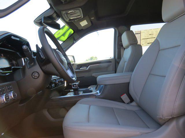 2026 GMC Sierra 1500 Crew Cab, Short Bed, SLT, 4WD