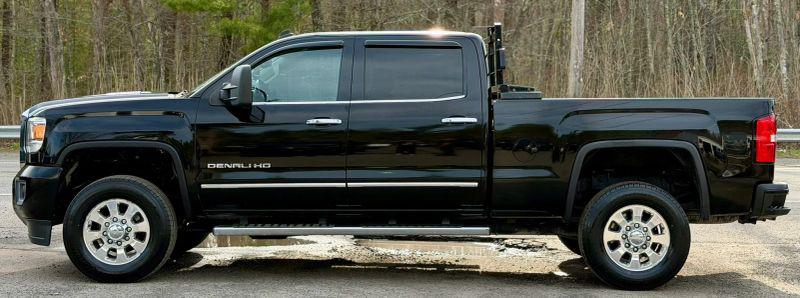 2015 GMC Sierra 3500HD Denali