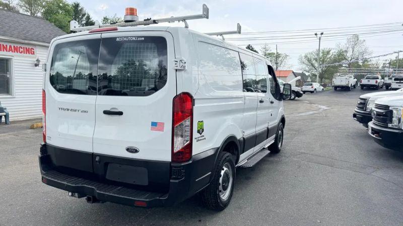 2016 Ford Transit w/60/40 Side Door w/RWB