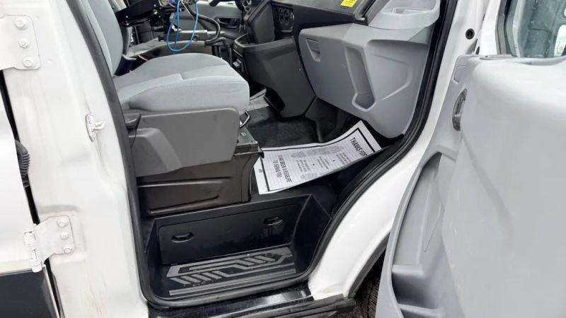 2016 Ford Transit w/60/40 Side Door w/RWB