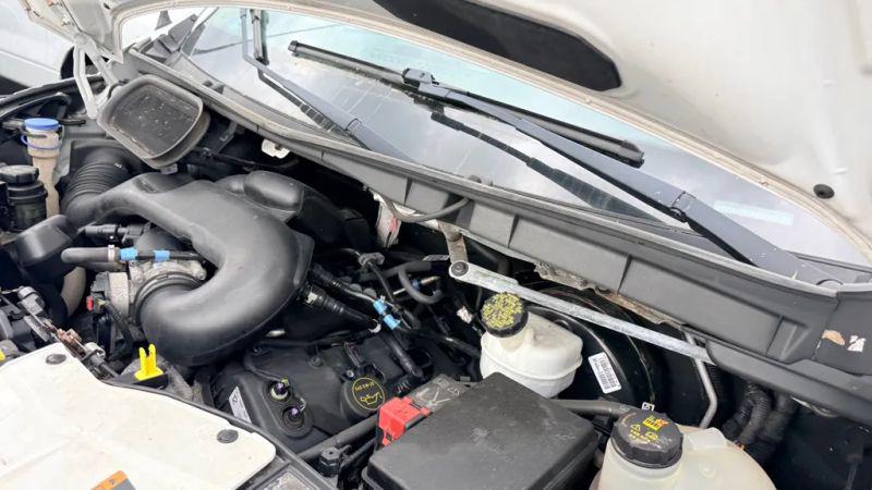 2016 Ford Transit w/60/40 Side Door w/RWB