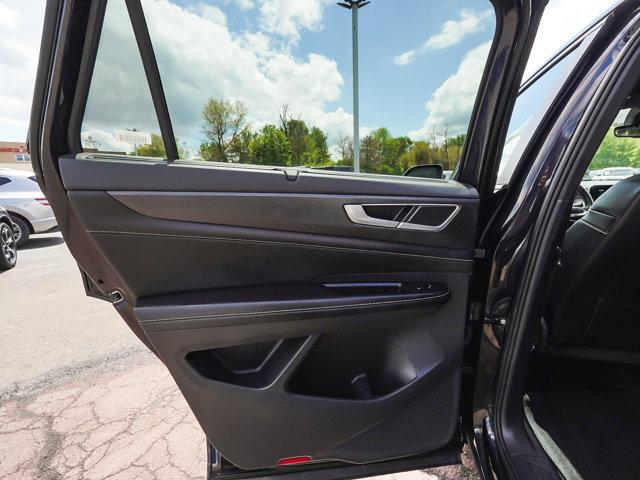2025 Volkswagen Atlas Cross Sport 2.0T SEL