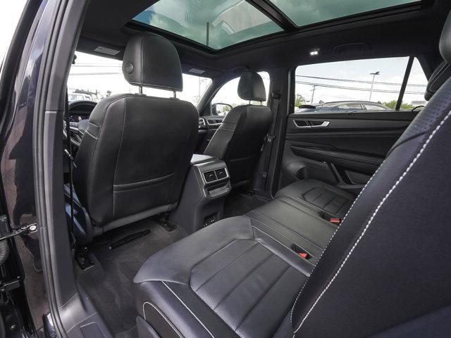 2025 Volkswagen Atlas Cross Sport 2.0T SEL