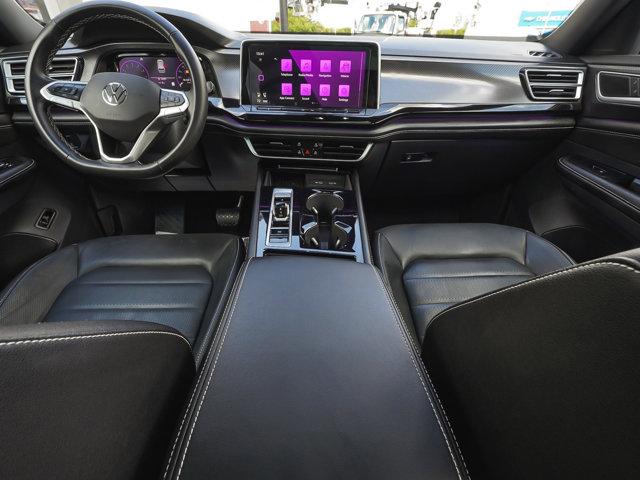 2025 Volkswagen Atlas Cross Sport 2.0T SEL