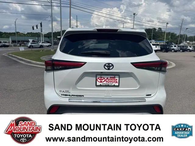 2023 Toyota Highlander XSE