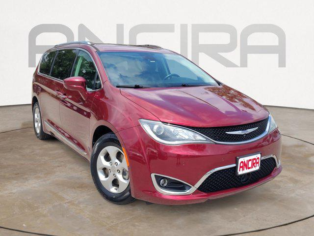 2017 Chrysler Pacifica Touring-L Plus