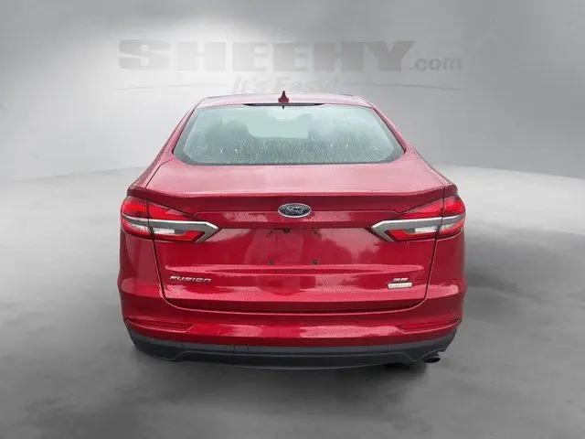 2020 Ford Fusion SE