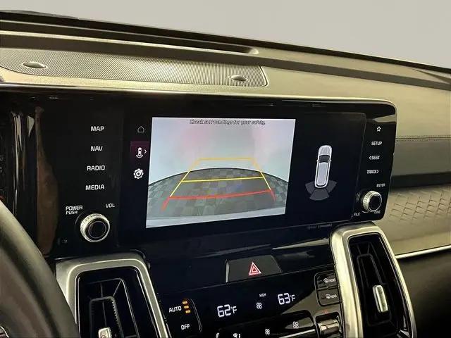 2022 Kia Sorento SX