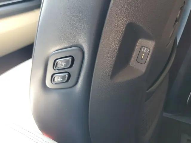 2025 Kia Carnival MPV EX