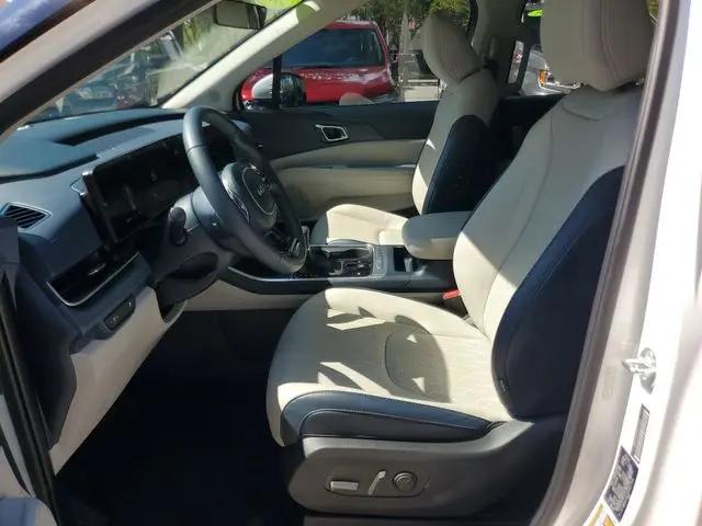 2025 Kia Carnival MPV EX