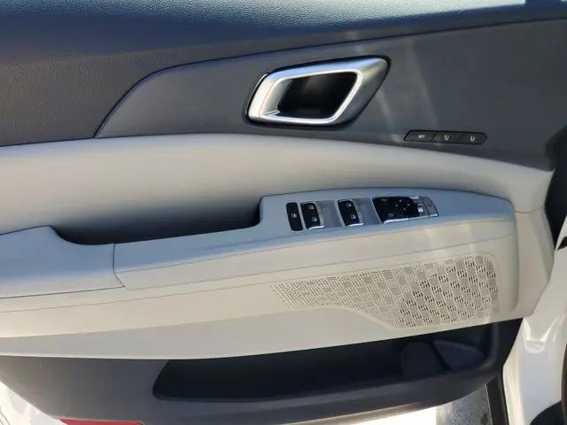 2025 Kia Carnival MPV EX