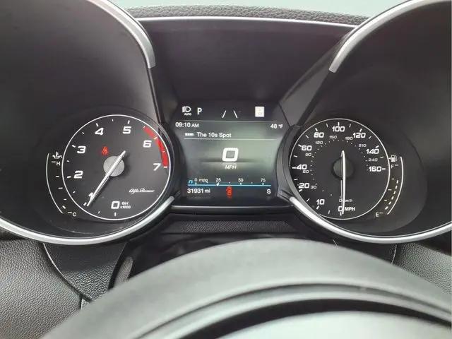 2022 Alfa Romeo Giulia Veloce AWD