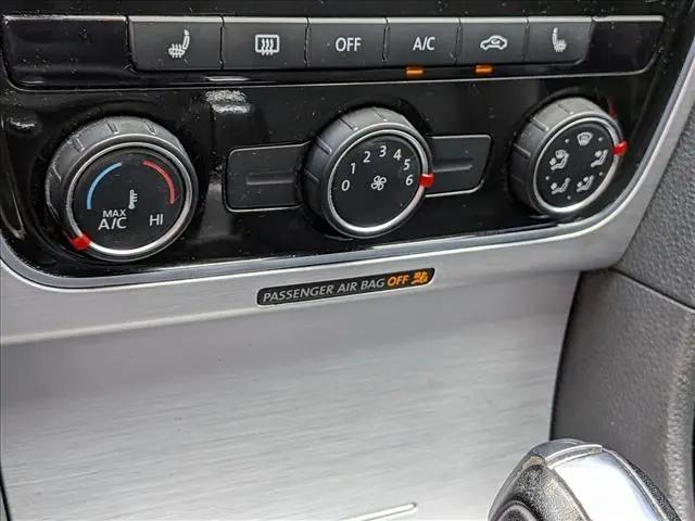 2013 Volkswagen Passat 2.5L SE